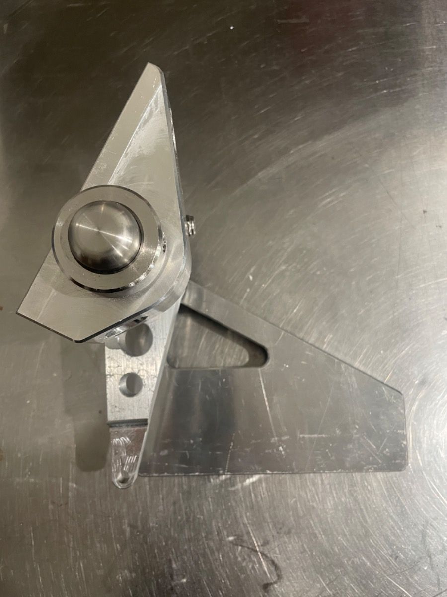 Stringer mount throttle pedal assembly